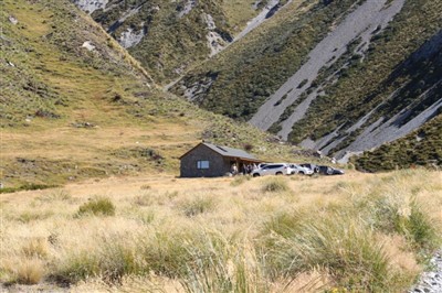 Macaulay Hut - Shirley Taylor photography
